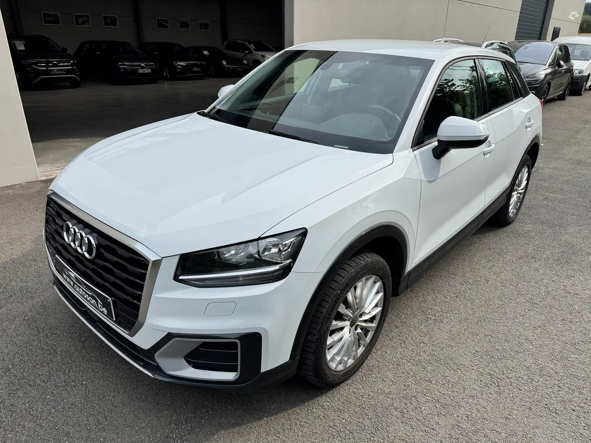 Audi Q2 2017 — photo 1
