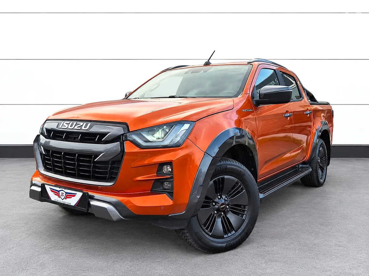 Isuzu D-Max 2021 — photo 1