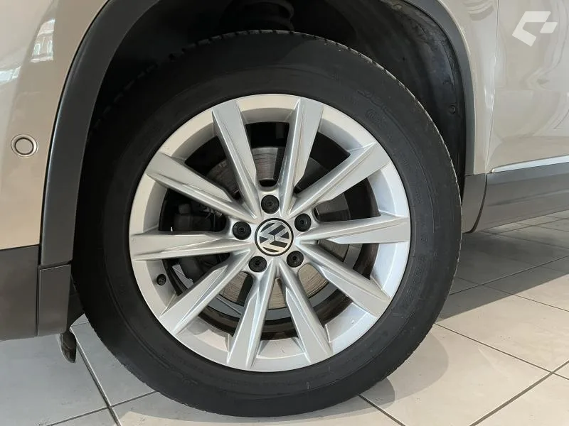 Volkswagen Tiguan 2016 — photo 2
