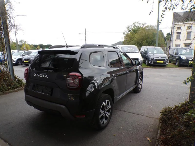 Dacia Duster 2023 — photo 4