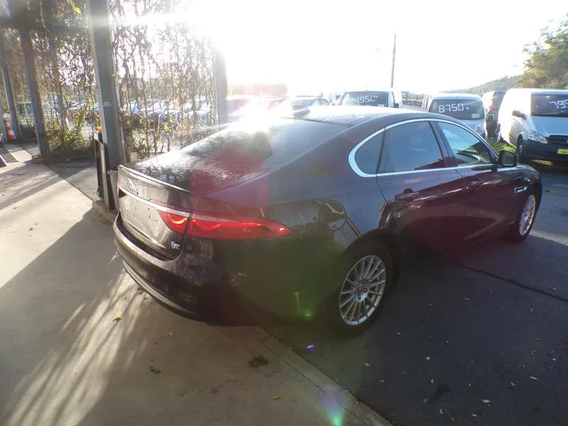 Jaguar XF 2016 — photo 4
