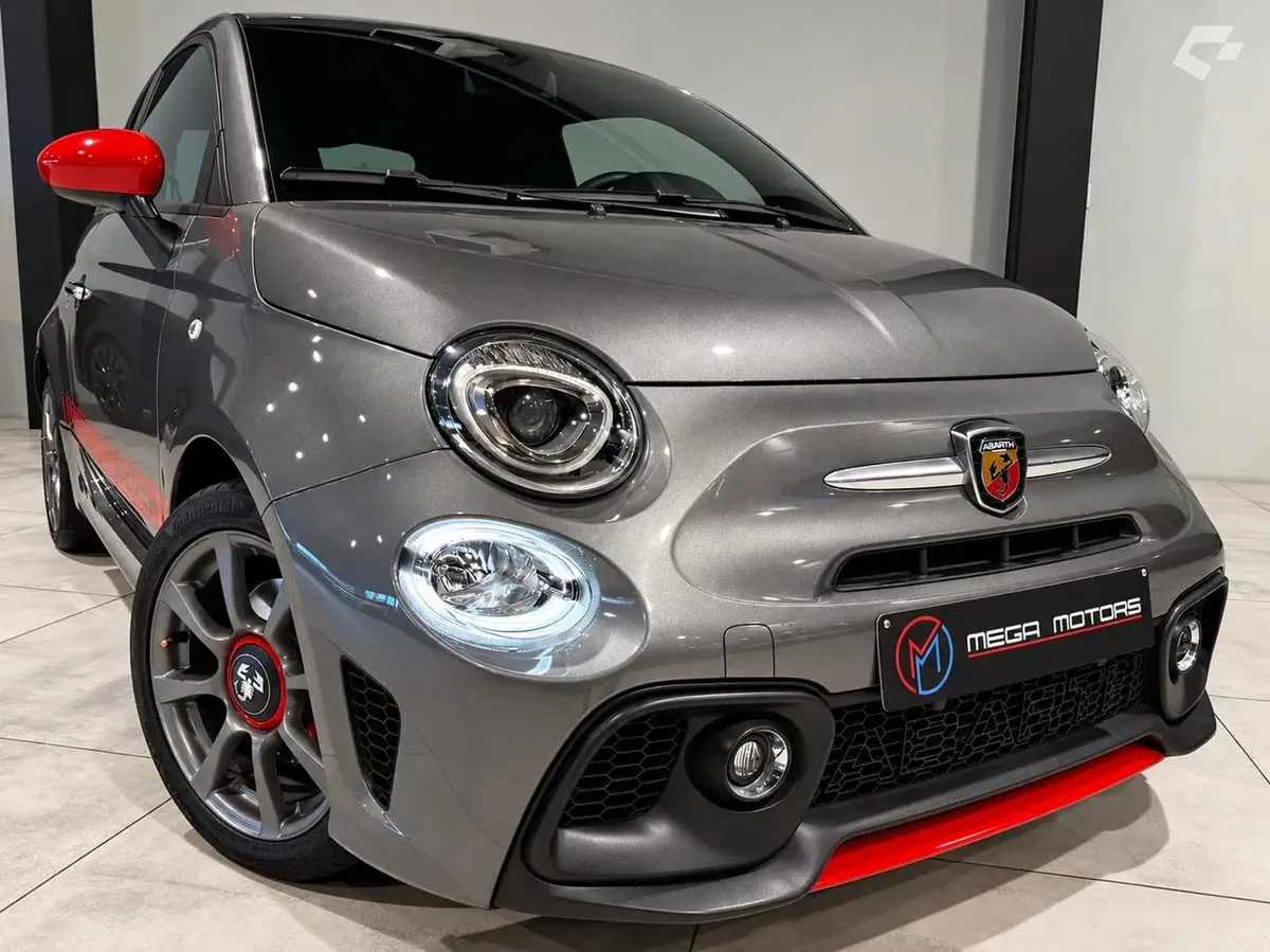 Abarth 500 2022 — photo 1