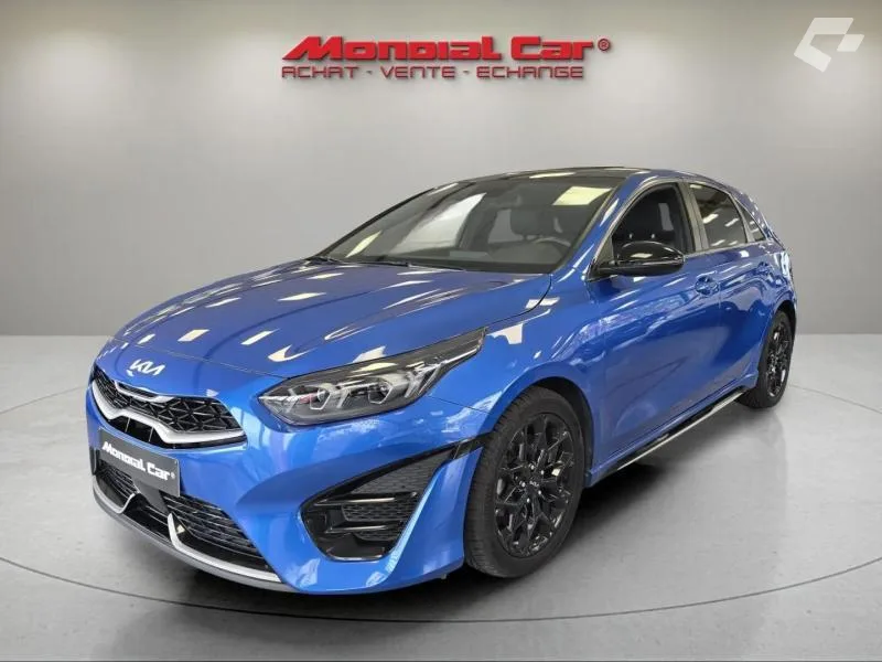 Kia Ceed 2022 — photo 1