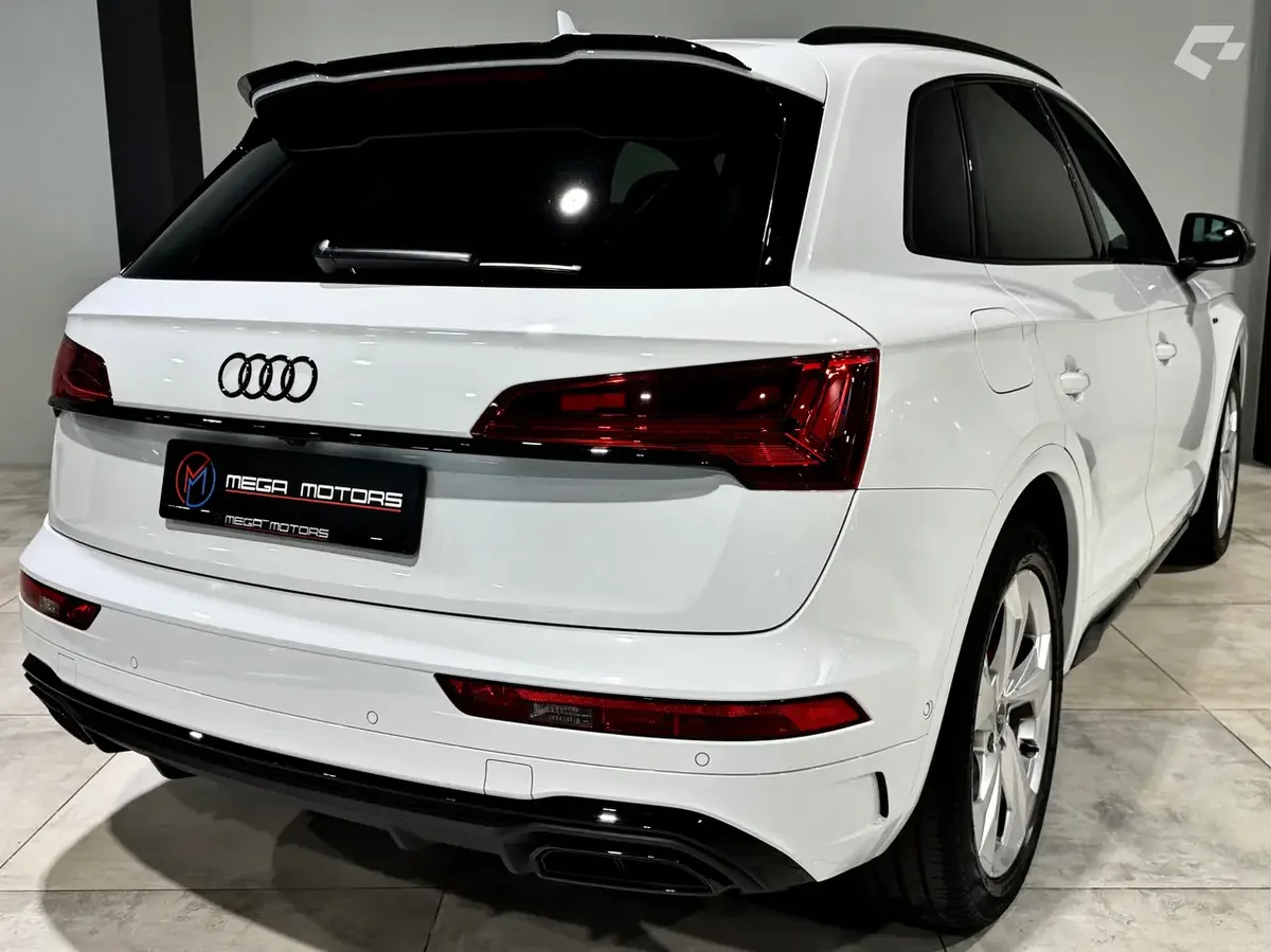 Audi Q5 2023 — photo 4