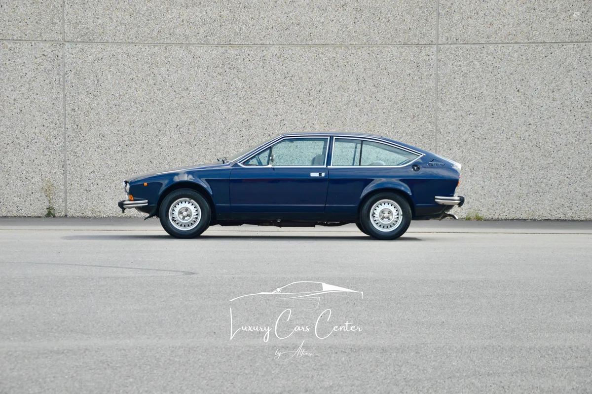 Alfa Romeo Alfetta 1977 — photo 2