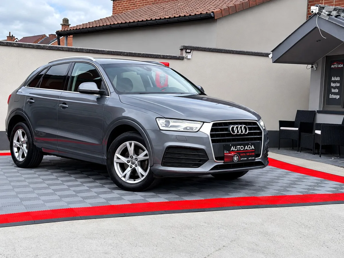 Audi Q3 2017 — photo 1