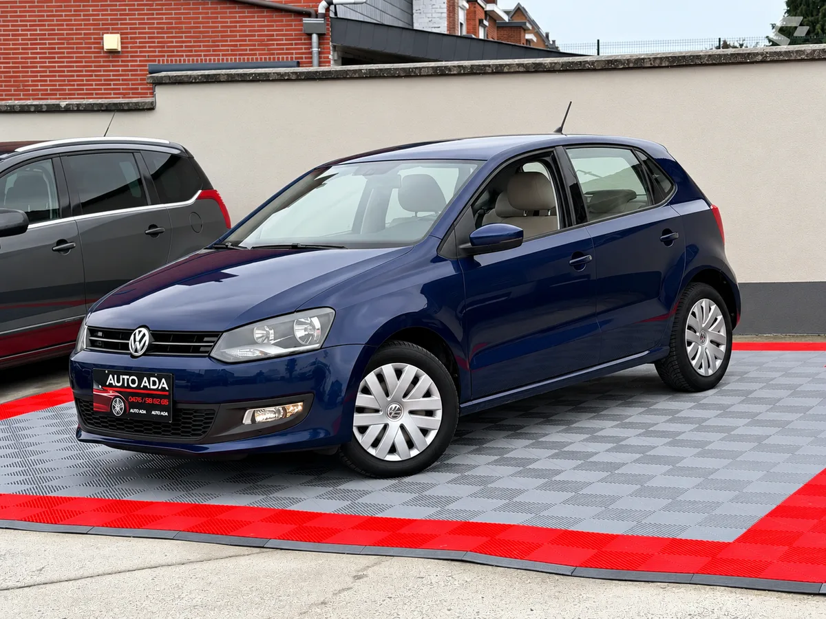 Volkswagen Polo 2012 — photo 2