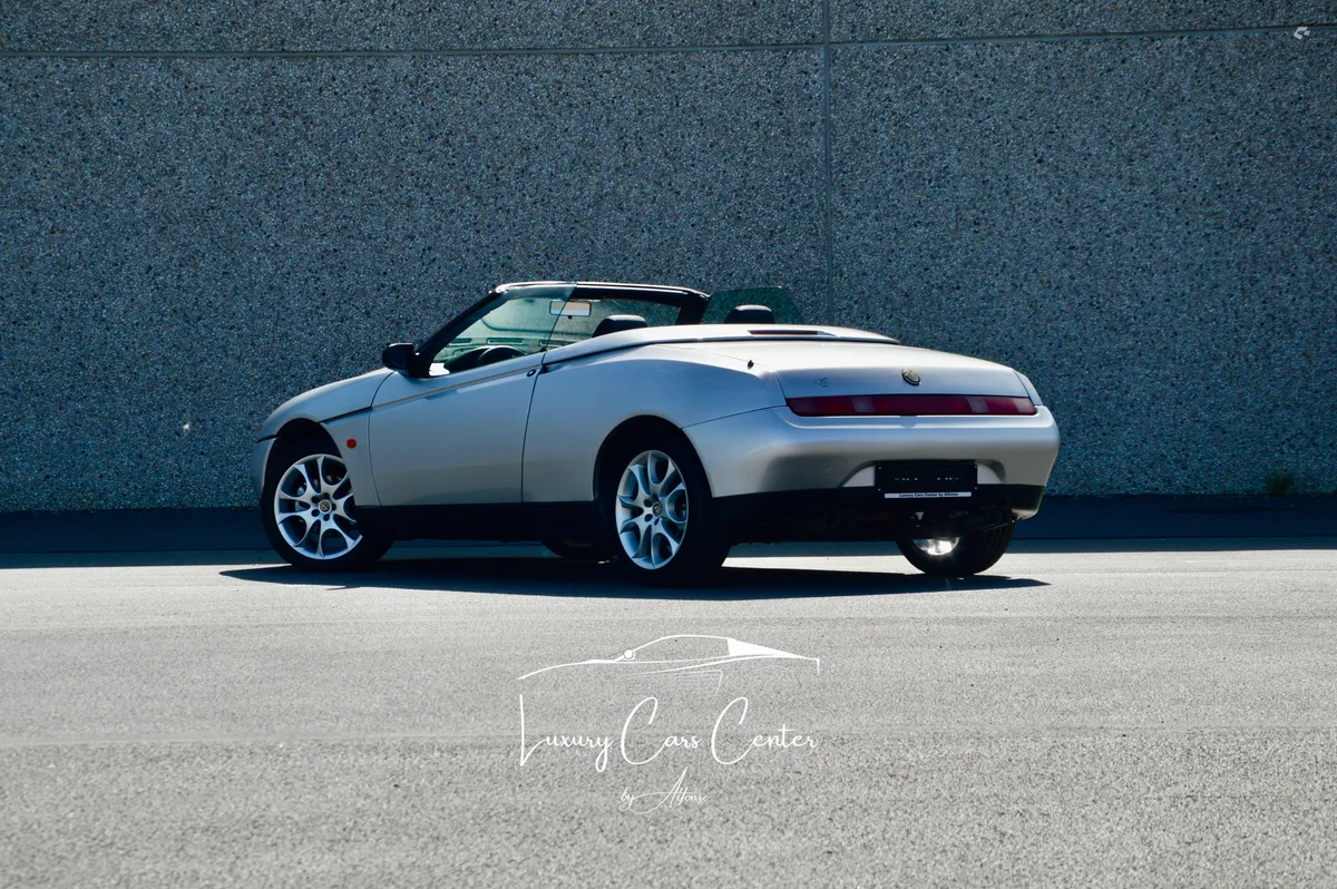 Alfa Romeo Spider 1995 — photo 3
