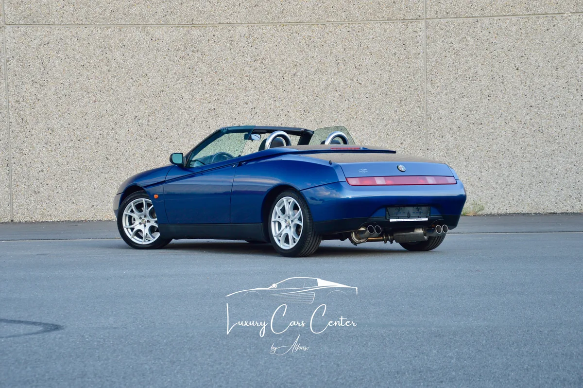 Alfa Romeo Spider 1996 — photo 3