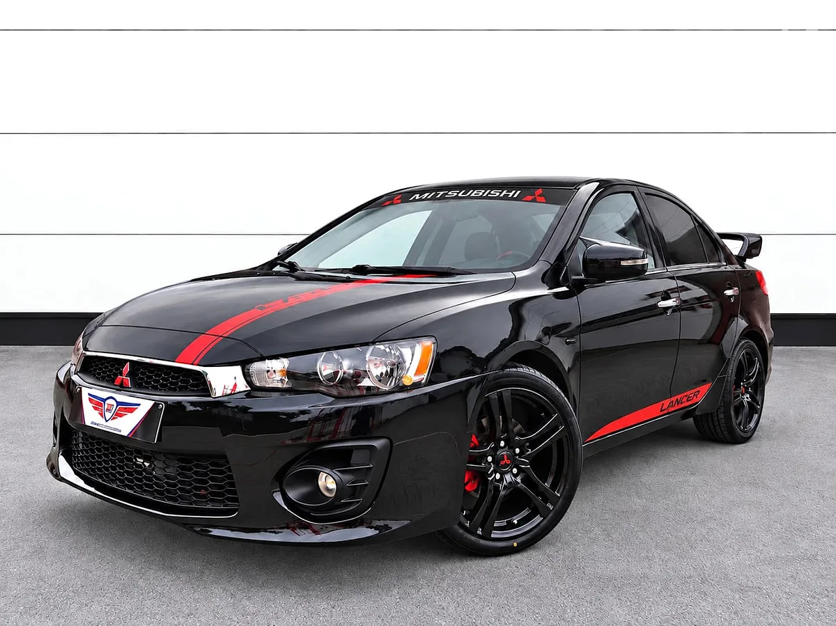 Mitsubishi Lancer 2016 — photo 1