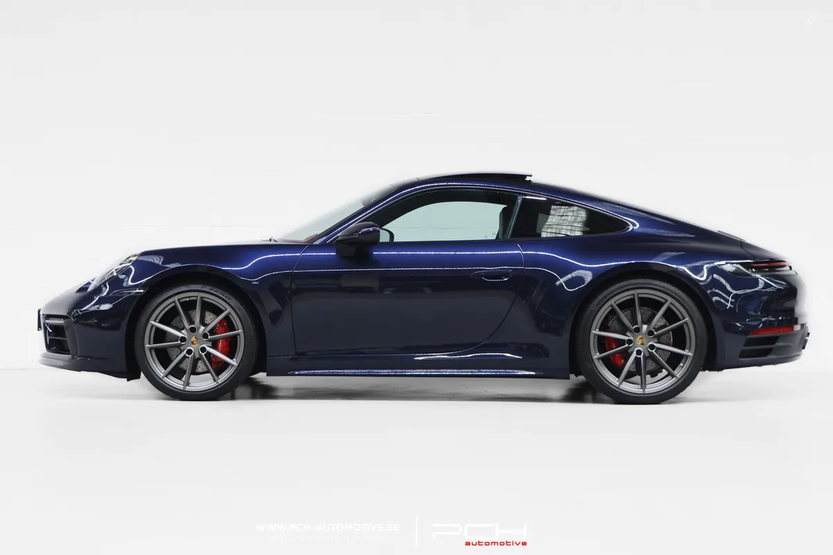 Porsche 911 2021 — photo 4