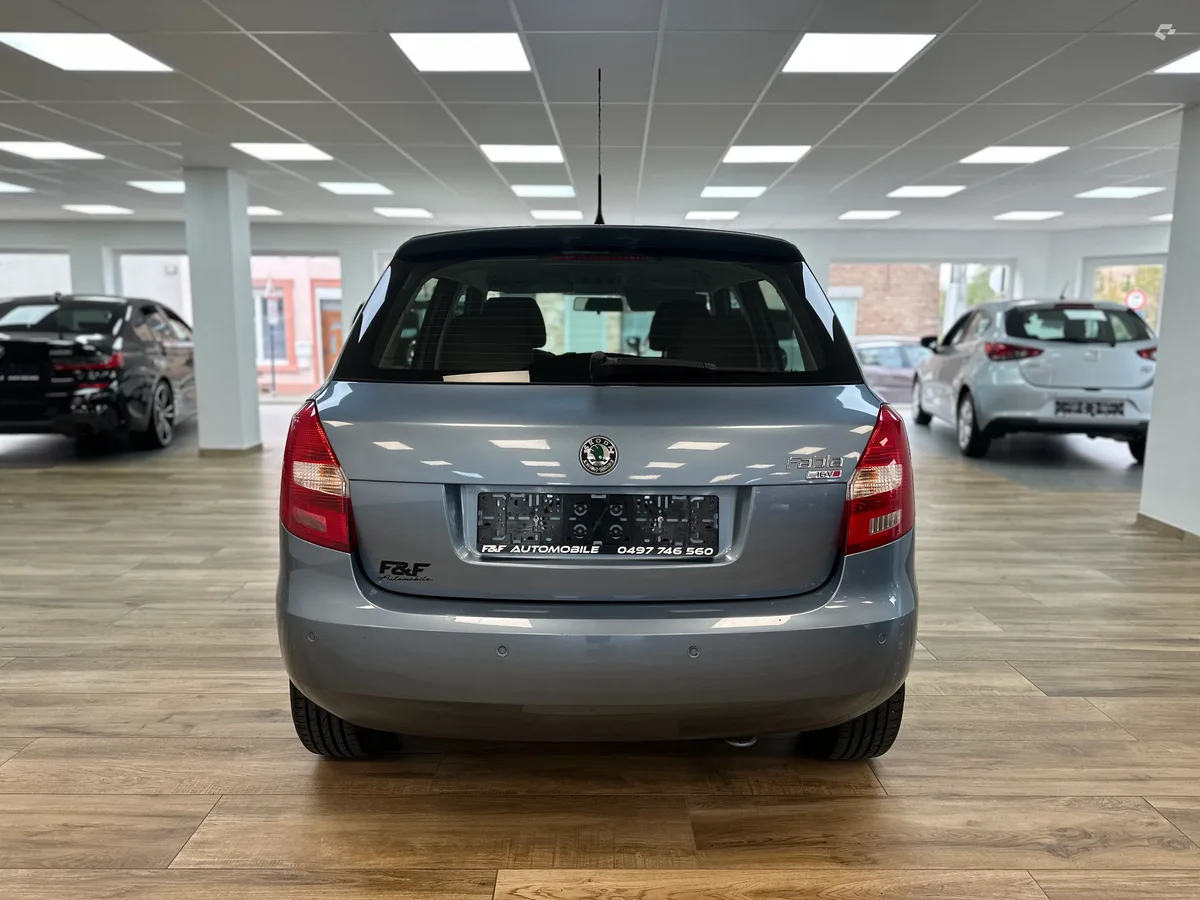 Skoda Fabia 2008 — photo 4