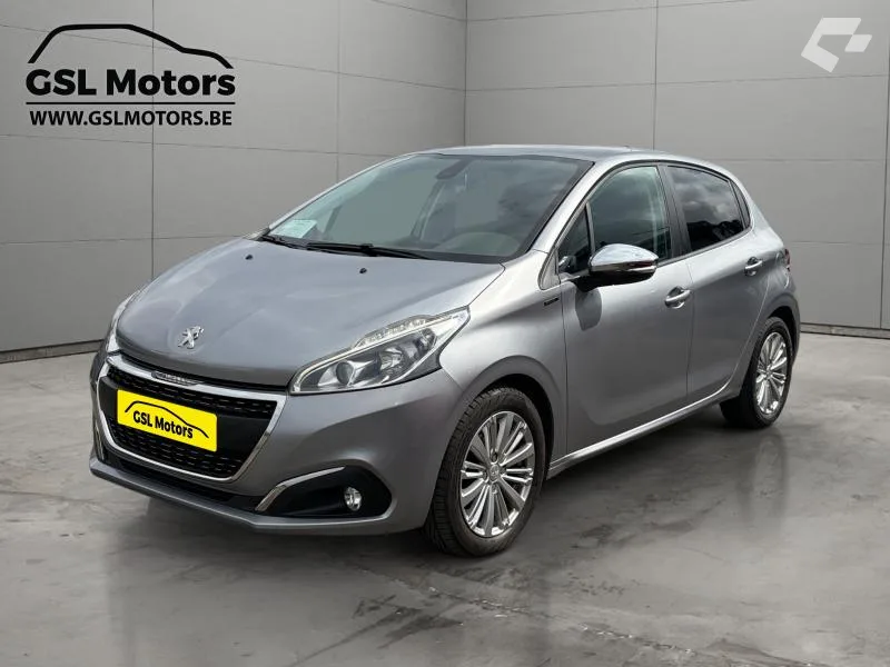 Peugeot 208 2019 — photo 1