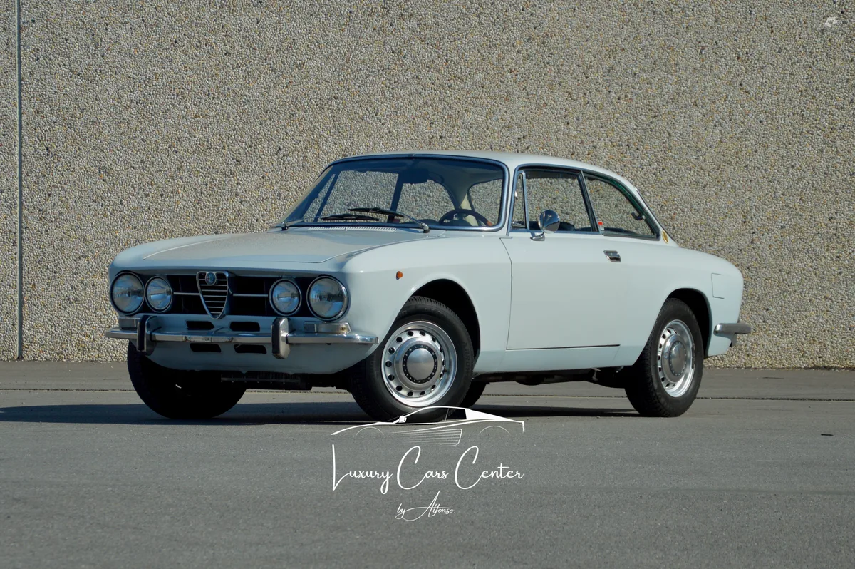 Alfa Romeo GT 1970 — photo 1