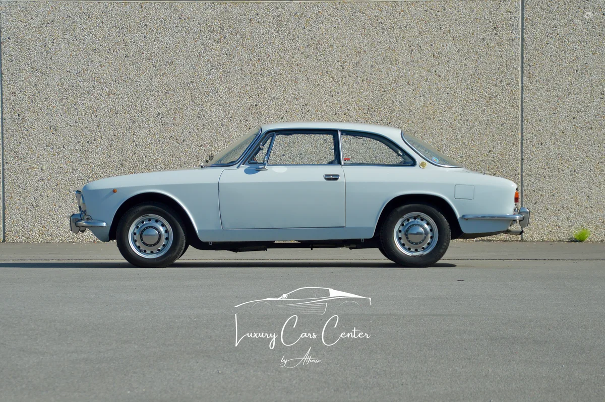 Alfa Romeo GT 1970 — photo 2
