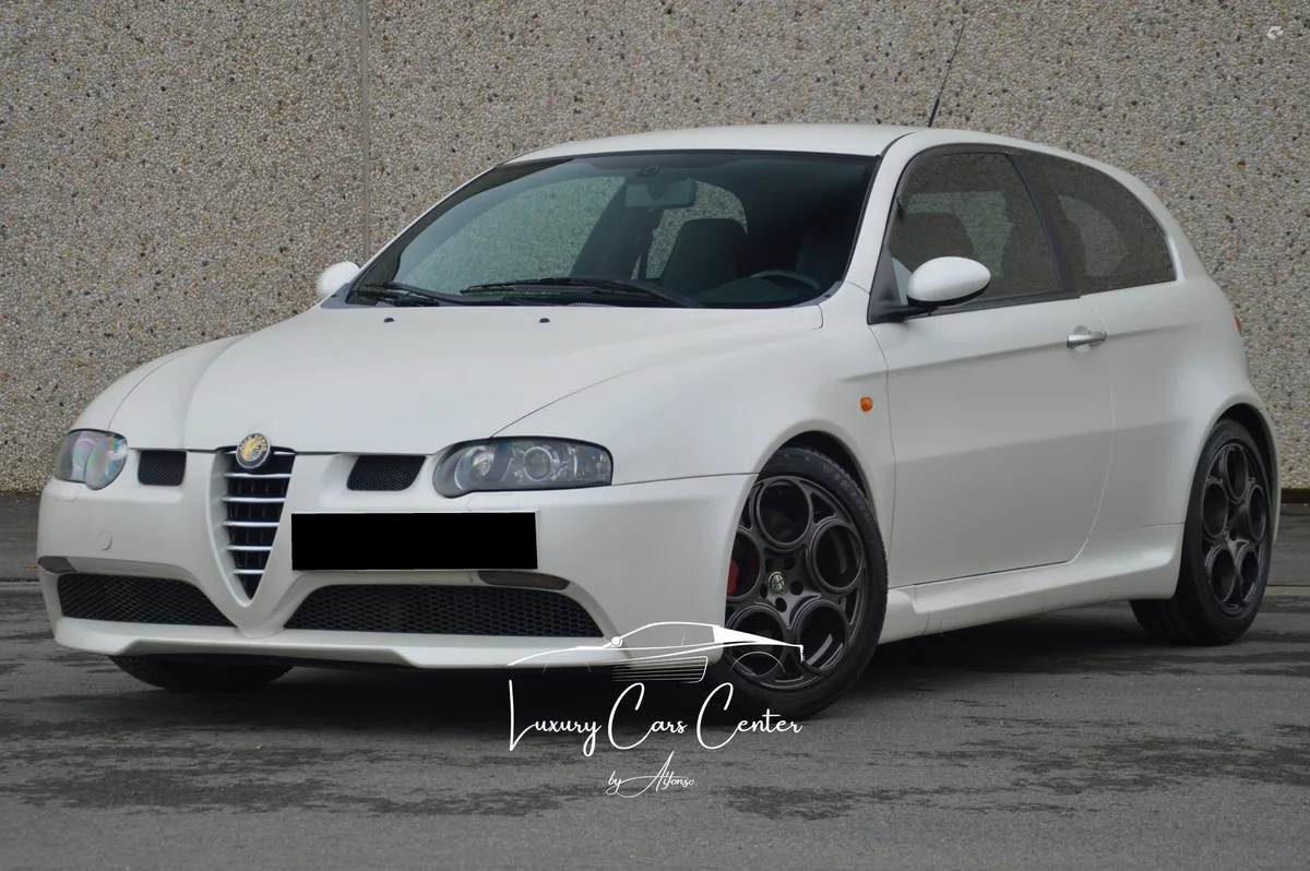 Alfa Romeo 147 2003 — photo 1