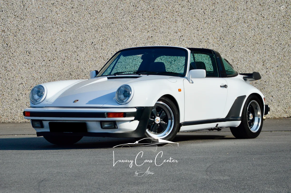 Porsche 911 1988 — photo 1