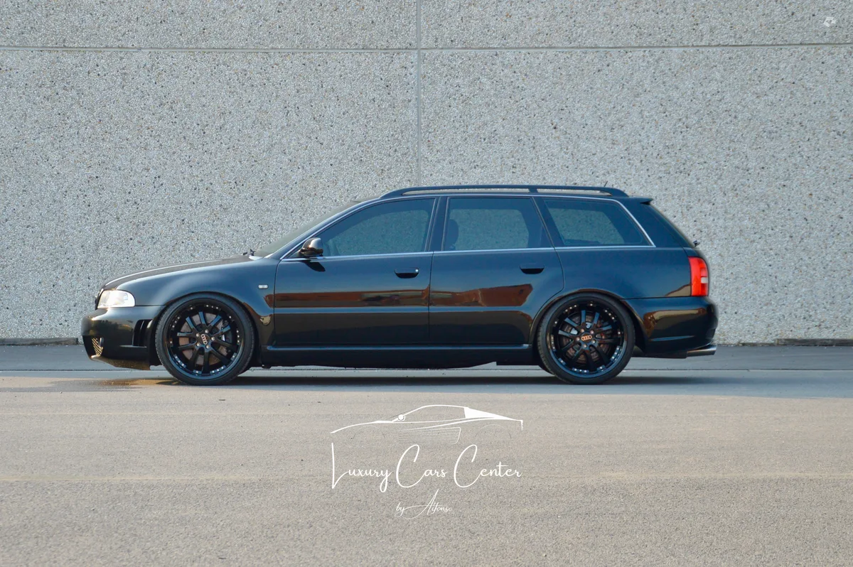 Audi RS4 2001 — photo 2