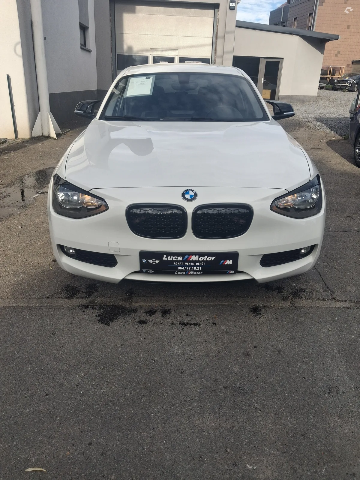 BMW 114D 2015 — photo 1
