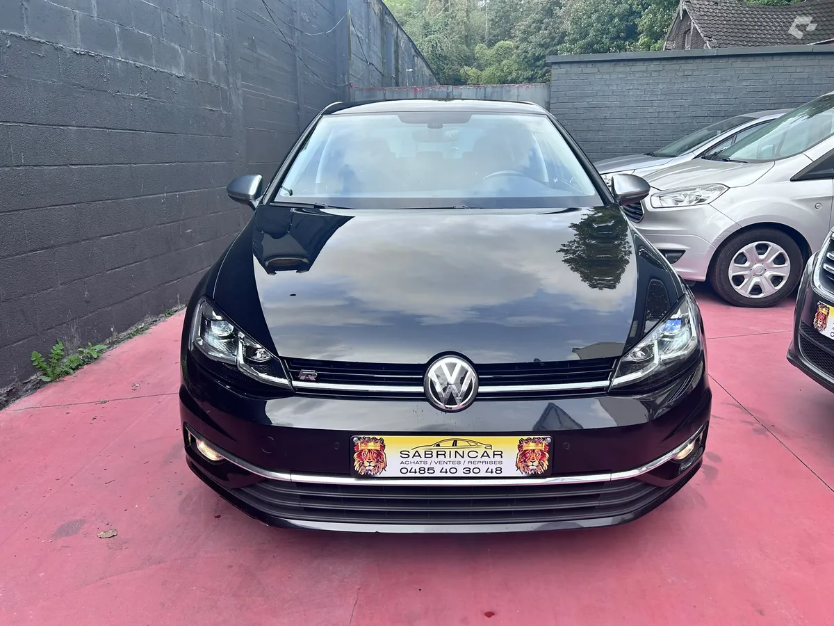 Volkswagen Golf 2017 — photo 1