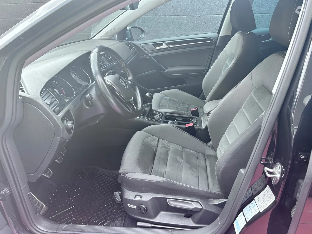 Volkswagen Golf 2017 — photo 2