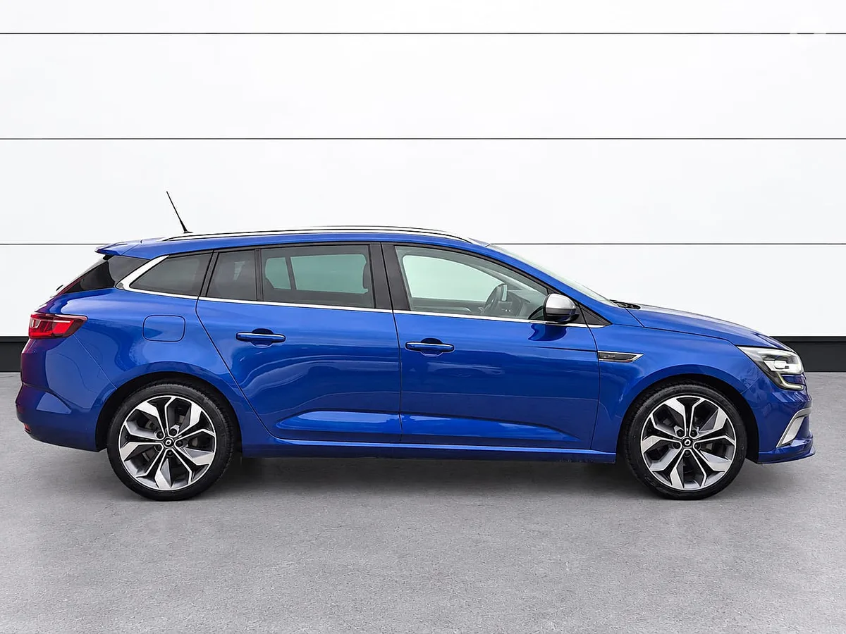 Renault Megane 2018 — photo 4
