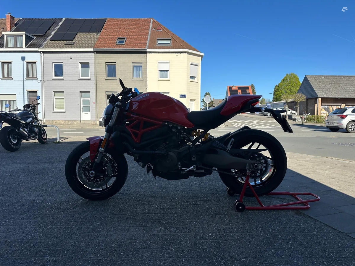 Ducati Monster 2017 — photo 3