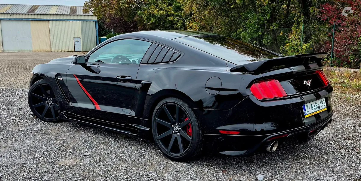 Ford Mustang 2016 — photo 2