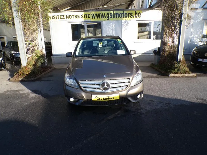Mercedes-Benz Classe B 2014 — photo 2