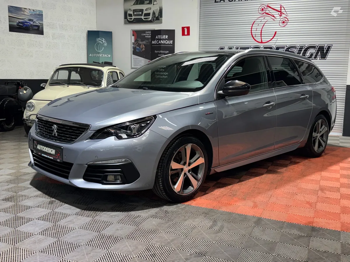 Peugeot 308 2018 — photo 2