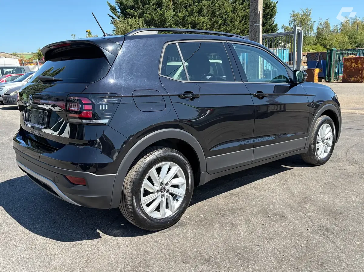 Volkswagen T-Cross 2023 — photo 4