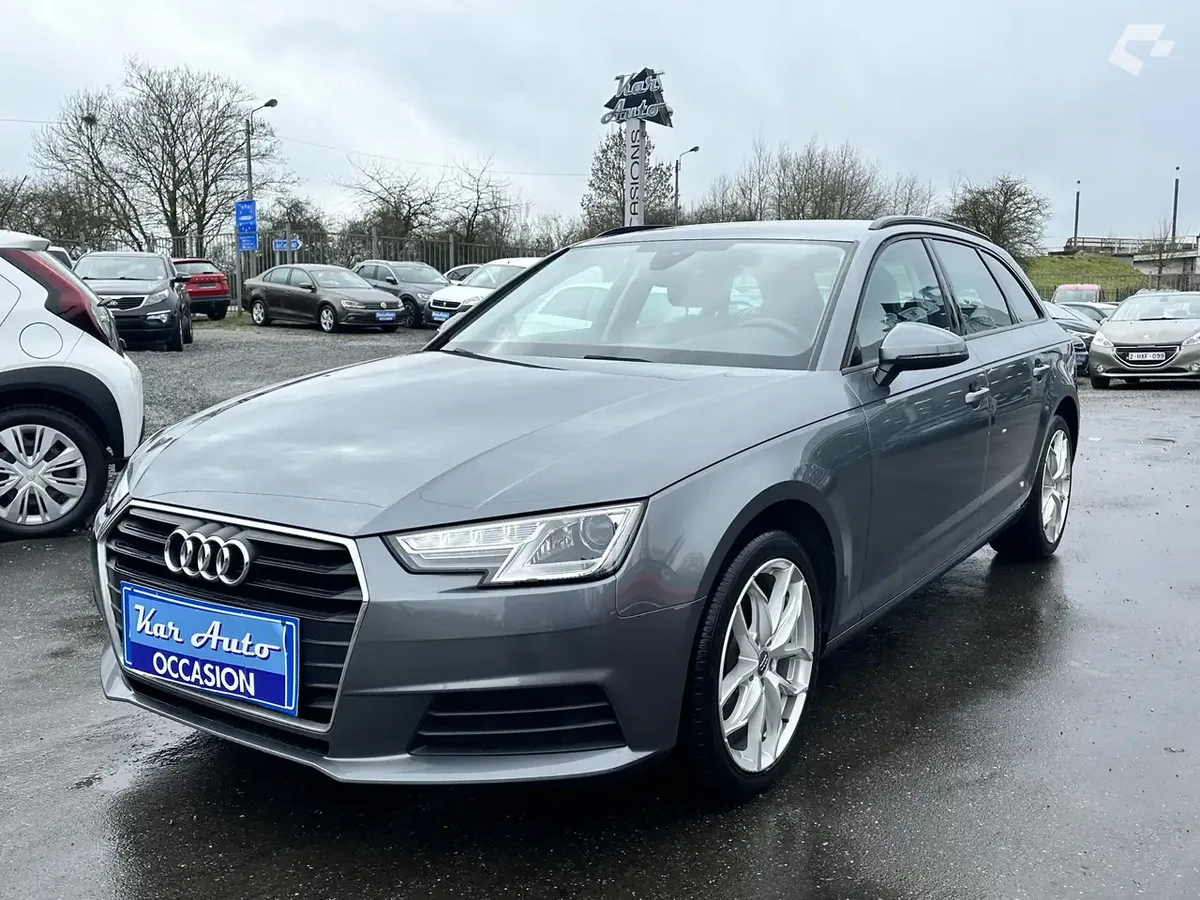 Audi A4 2019 — photo 2