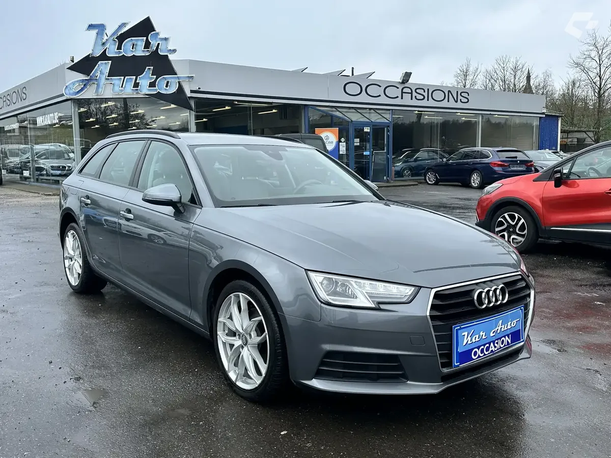 Audi A4 2019 — photo 3