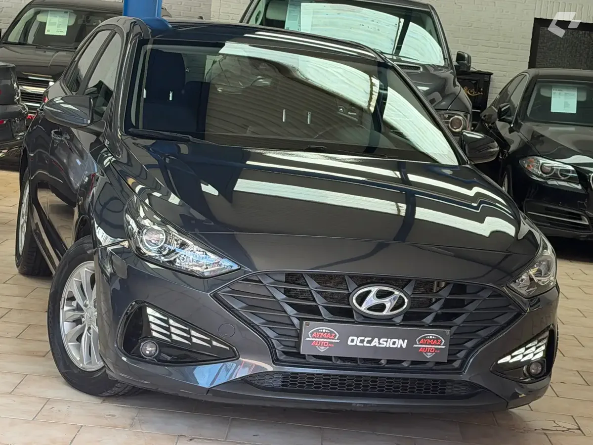 Hyundai i30 2021 — photo 1
