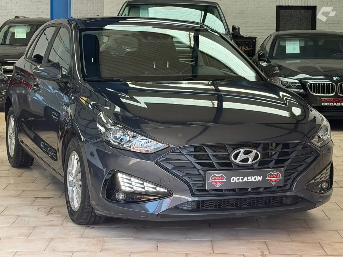 Hyundai i30 2021 — photo 3