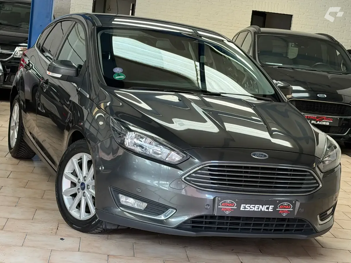 Ford Focus 2018 — photo 1