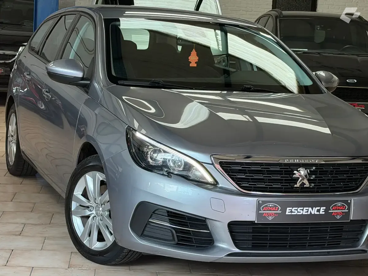 Peugeot 308 2020 — photo 2