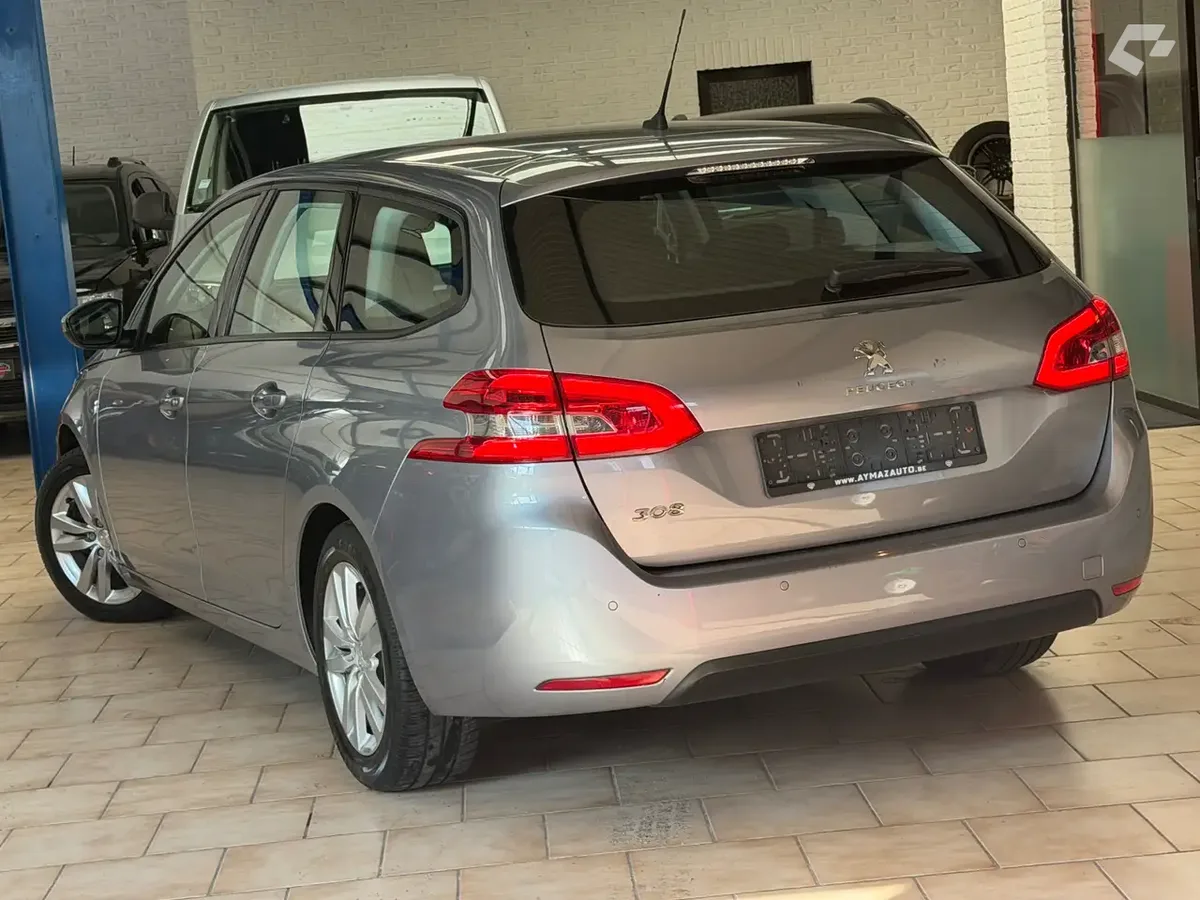 Peugeot 308 2020 — photo 4