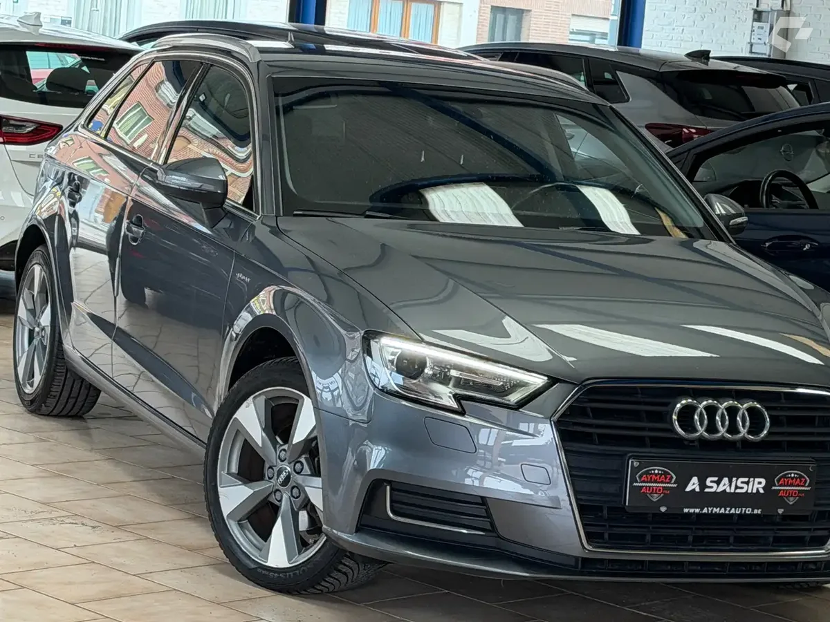 Audi A3 2018 — photo 2