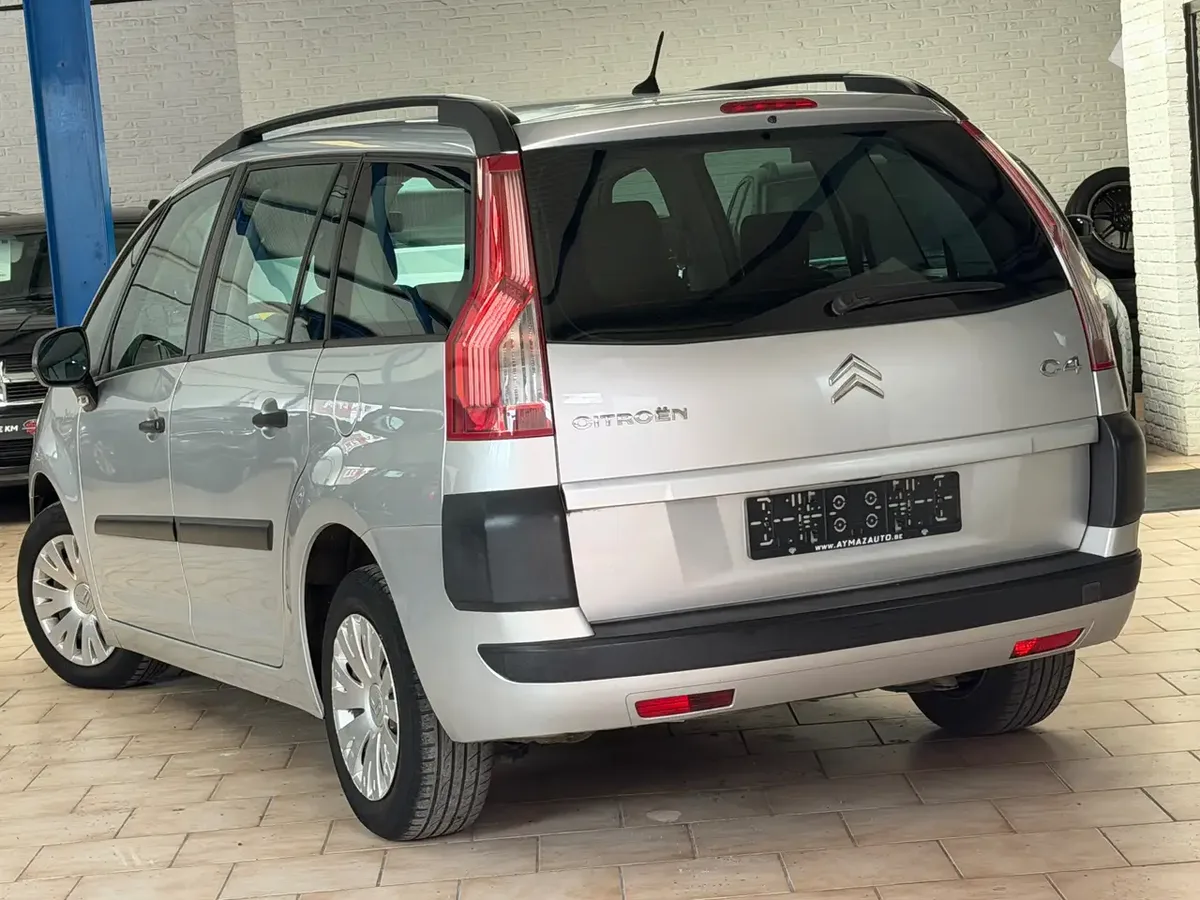 Citroën C4 Picasso 2008 — photo 4
