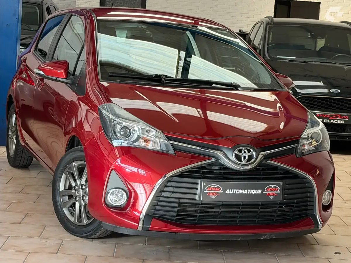 Toyota Yaris 2016 — photo 1