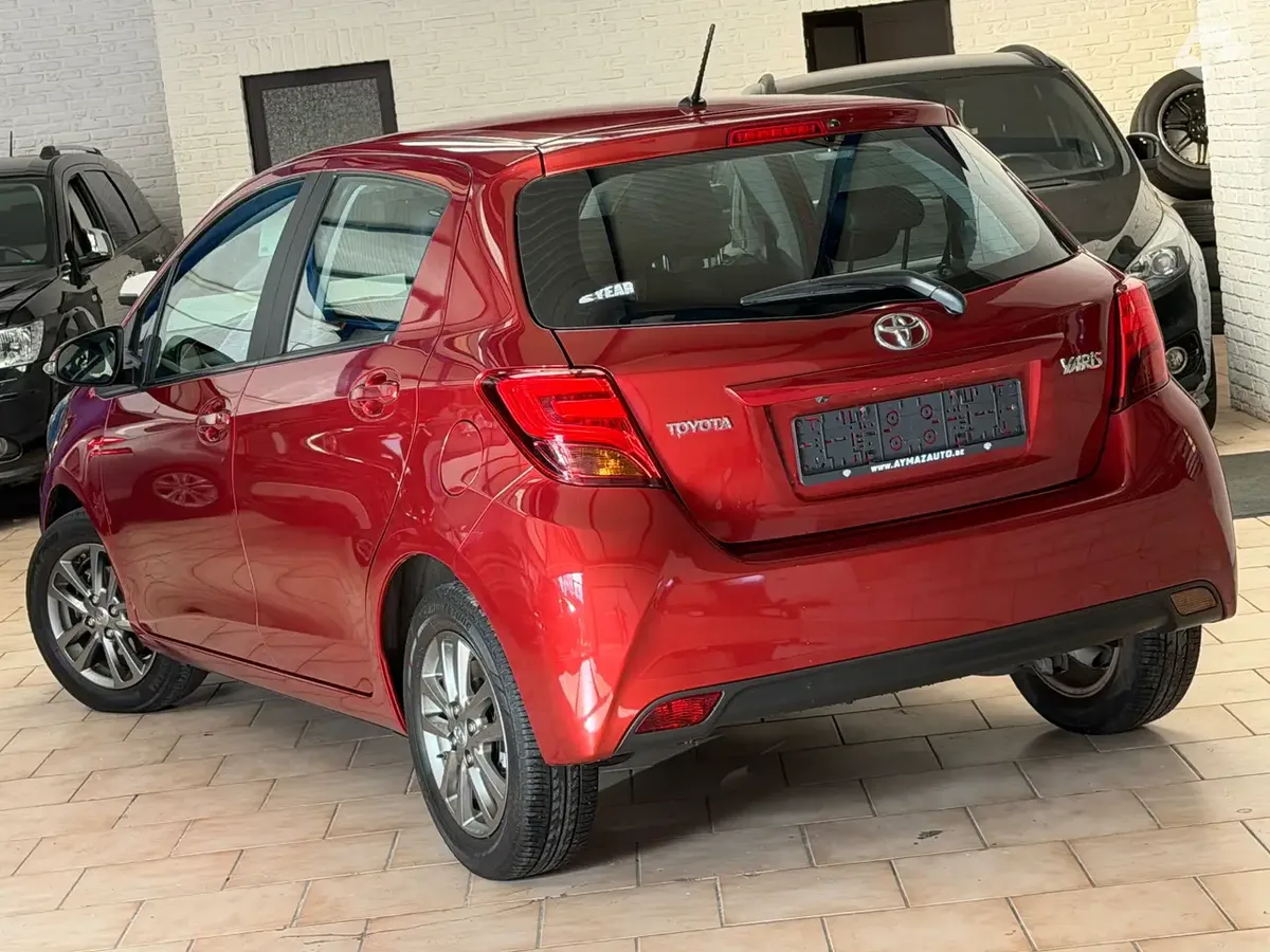 Toyota Yaris 2016 — photo 4