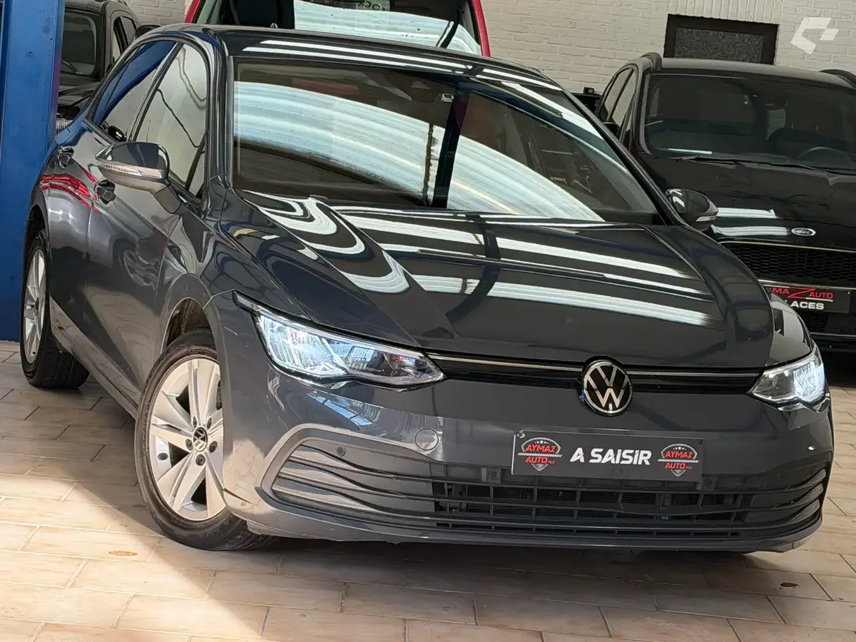 Volkswagen Golf 2023 — photo 1