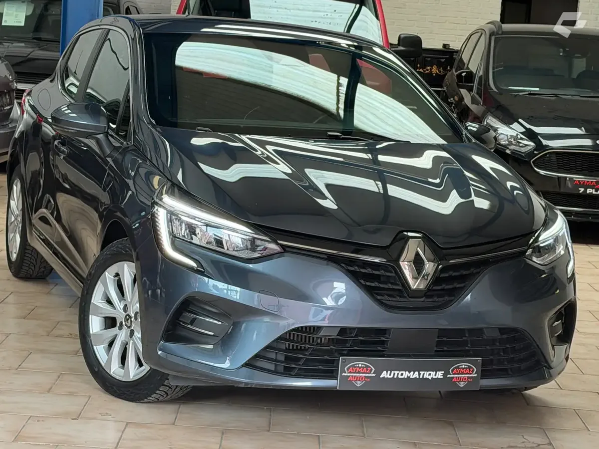 Renault Clio 2019 — photo 1