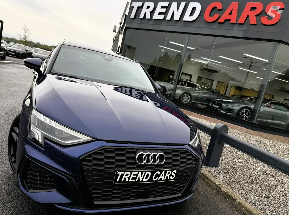 Audi A3 2021 — photo 2