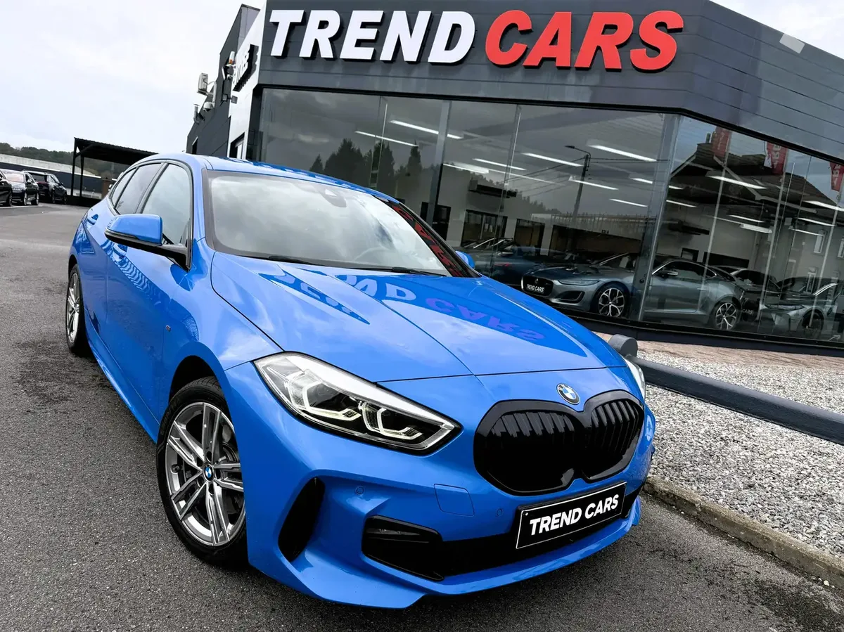 BMW 118 2020 — photo 1