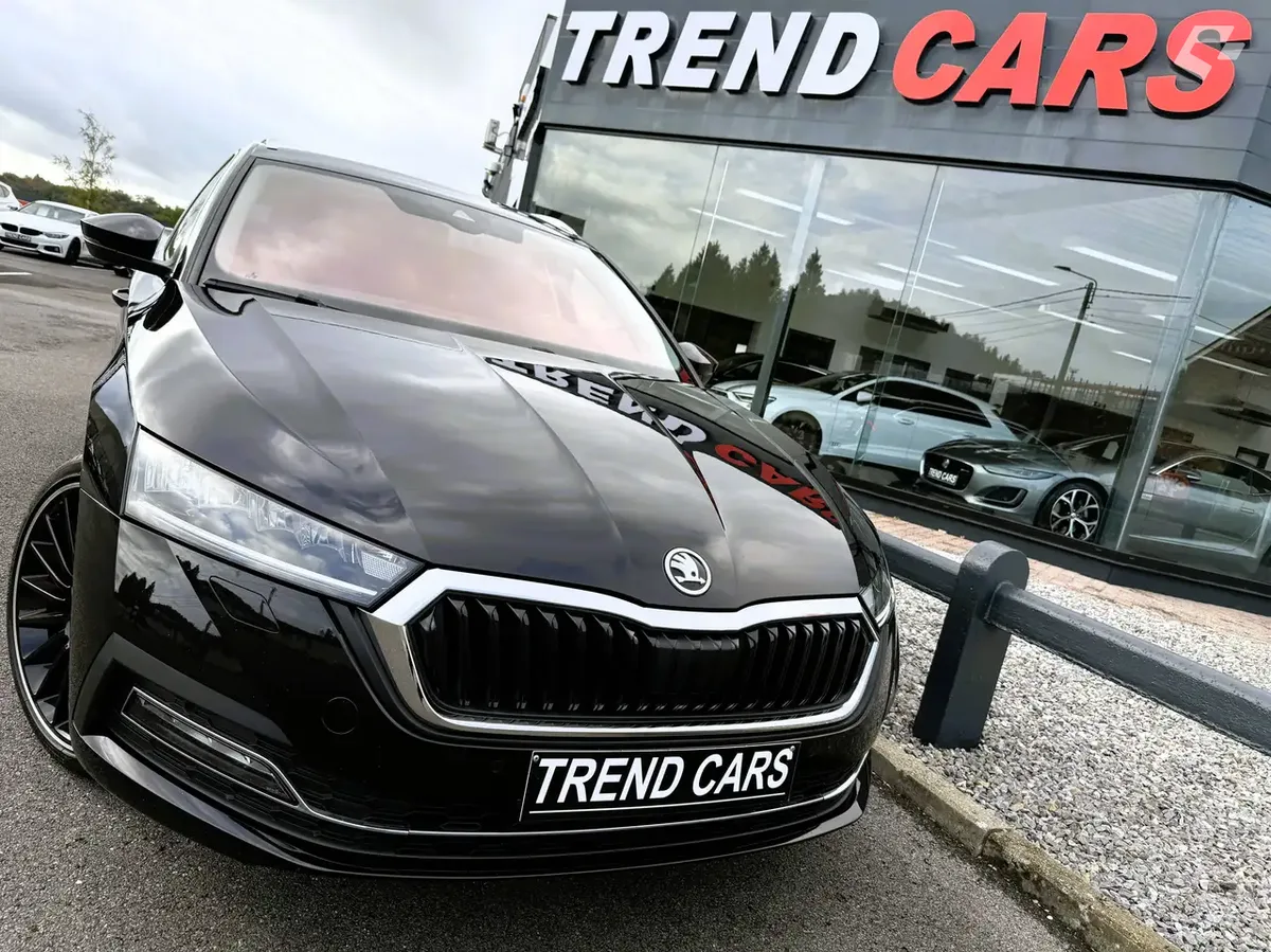 Skoda Octavia 2022 — photo 2