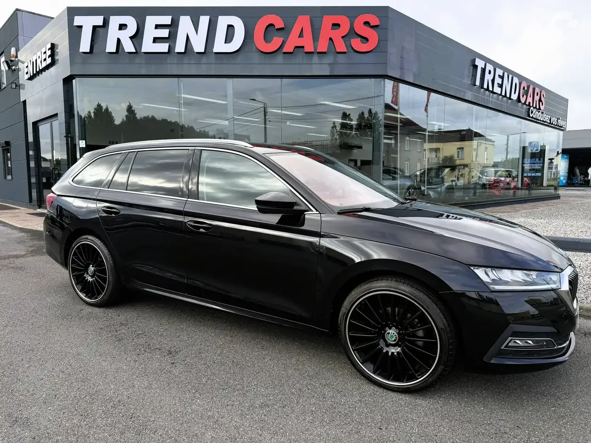 Skoda Octavia 2022 — photo 3