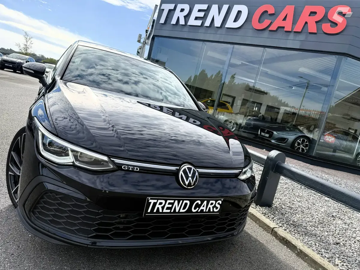 Volkswagen Golf 2022 — photo 2