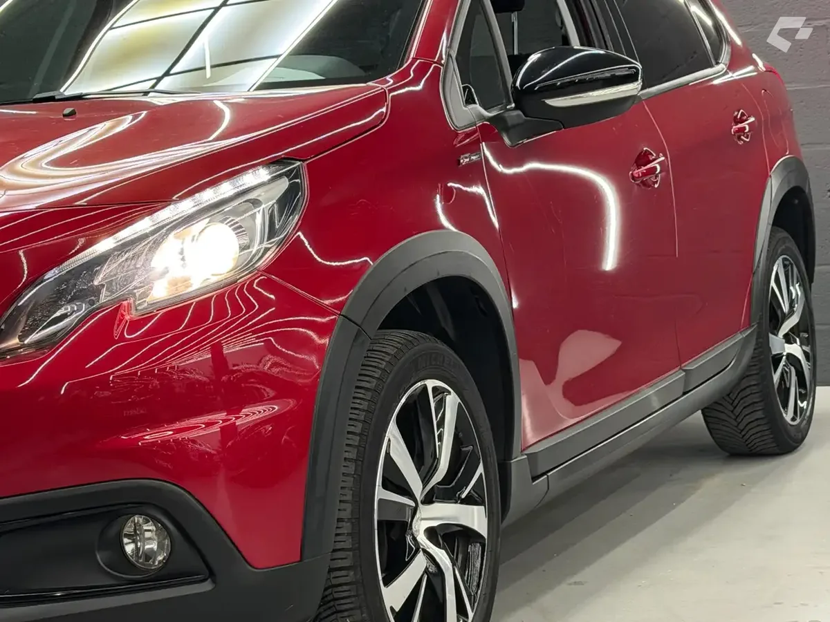 Peugeot 2008 2017 — photo 2